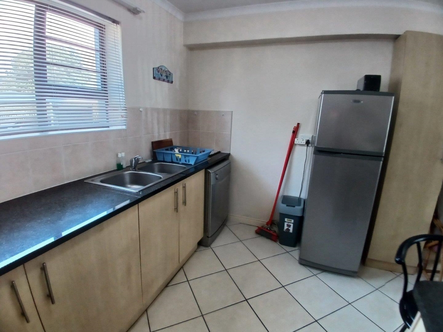 2 Bedroom Property for Sale in Hartenbos Central Western Cape